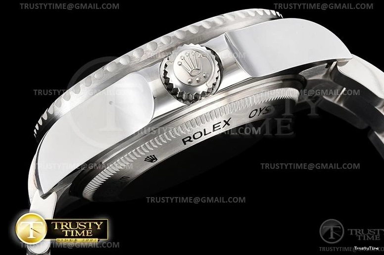 1114 ROLSD097A – Deep Sea Dweller Packable 1017